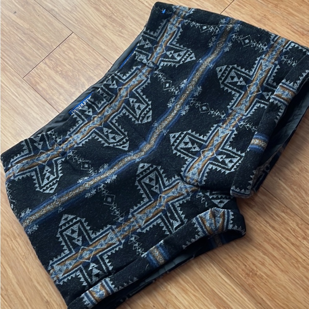 Pendleton Boho Westen Patterned Wool Shorts - image 1